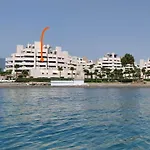 Bahia De La Plata Seafront Apartment