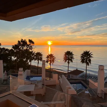 Bahia De La Plata Seafront Apartamento Estepona